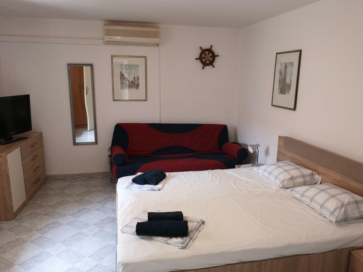 Apartment Ivana Makarska
