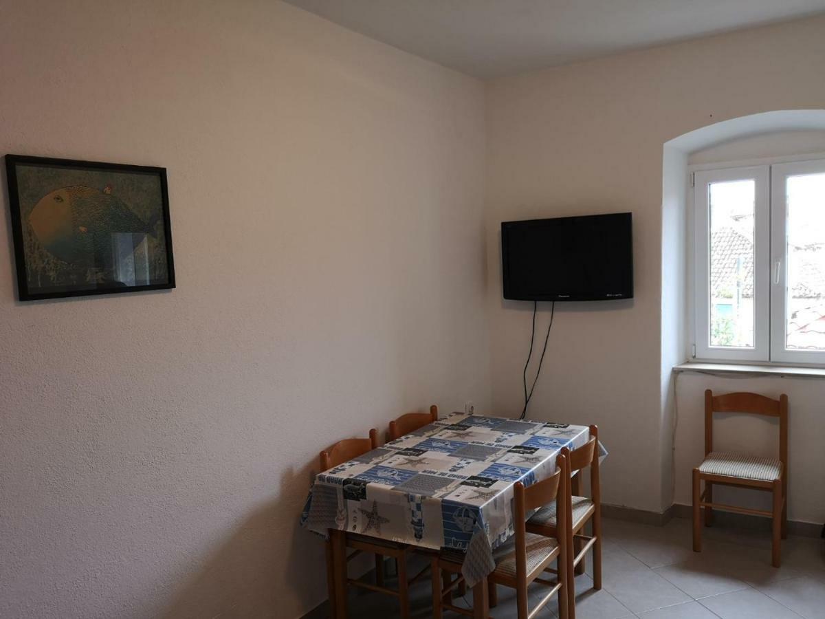Ivana Apartment *